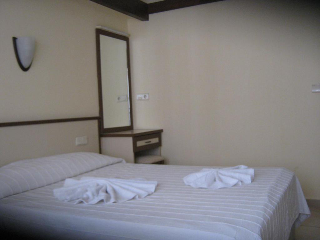 Oya Family Suites Kusadasi Bilik gambar
